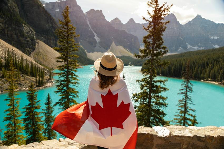can i visit canada with a us visa